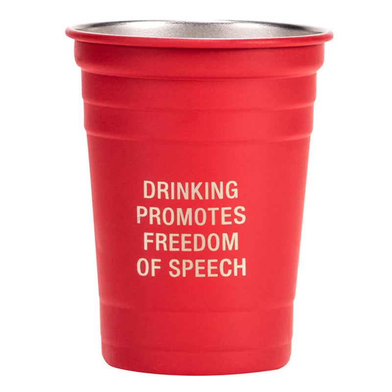  Di qué taza de metal