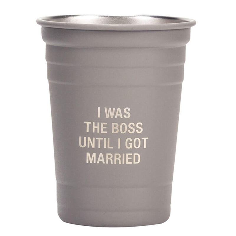  Di qué taza de metal